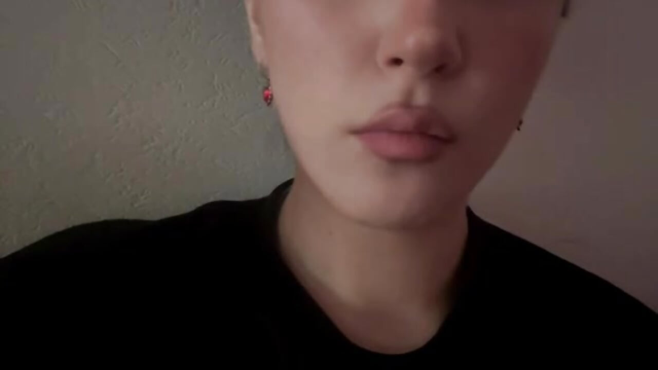 it's me :) - video di EmmaKitti modella di cam