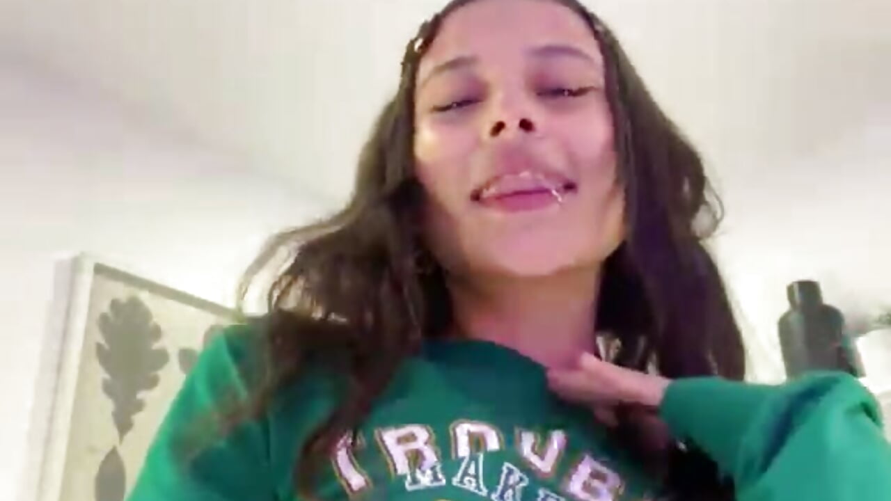 Iam feel sexy 😏💖 - video oleh Aleexa_Cute kamera model