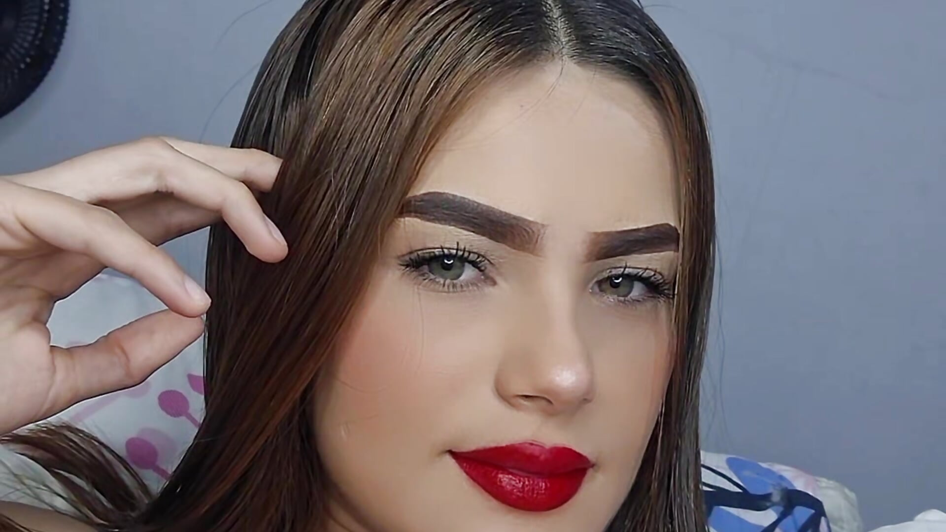 1000180446 – video od webkamerové modelky mia_cute01
