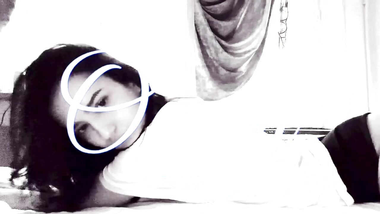 meow! welcome - video by Zara_Key cam model