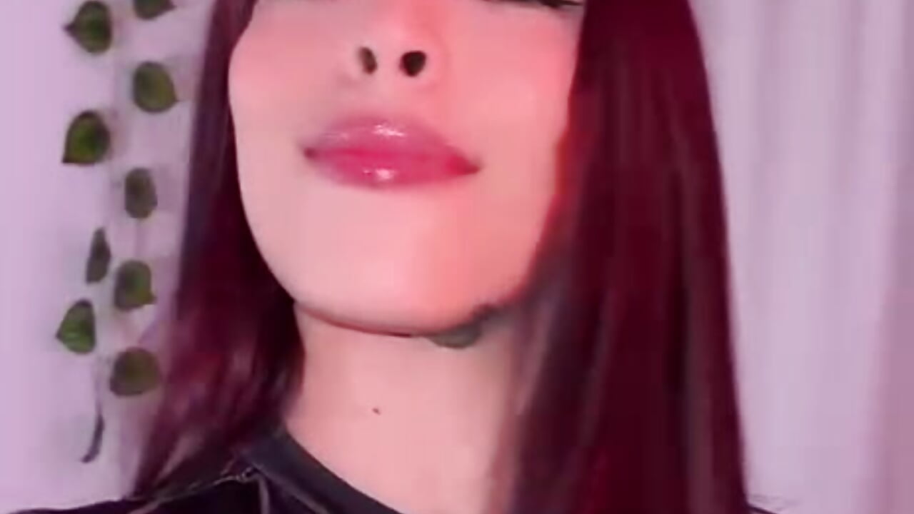 Cosplay - video by CharlotteBeaulmont cam model