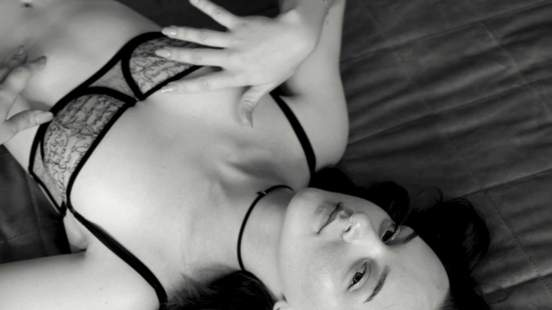 ELEGANT – video af MyStella_ cam-model