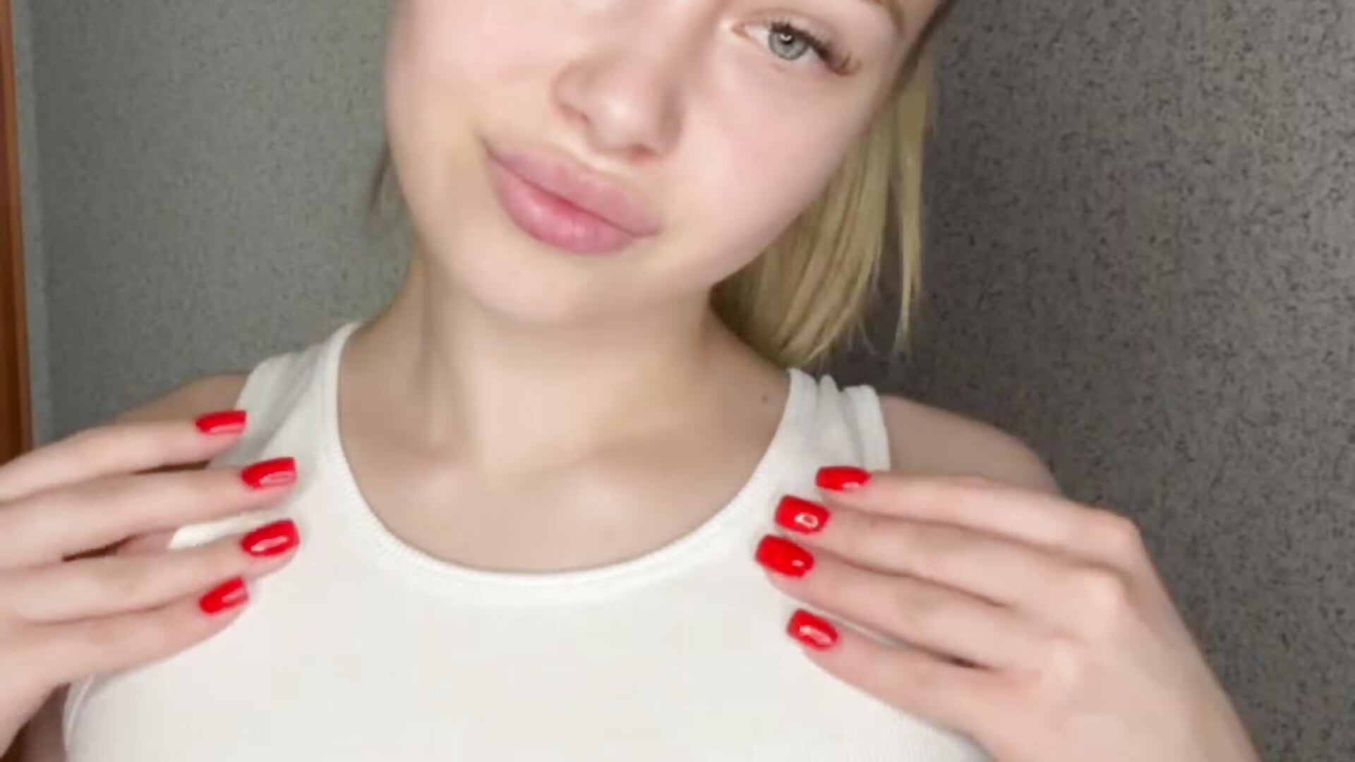 Flashing boobis - clip cu Lina_Banks model videochat