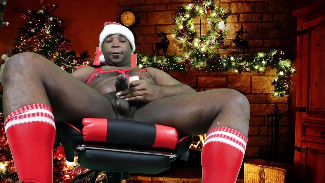 Santa Chris - video by blkbama73 cam model