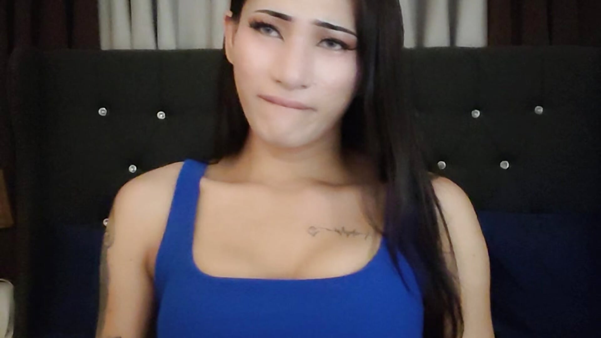 Very sweet moaning - video by shamica_pleasure cam model