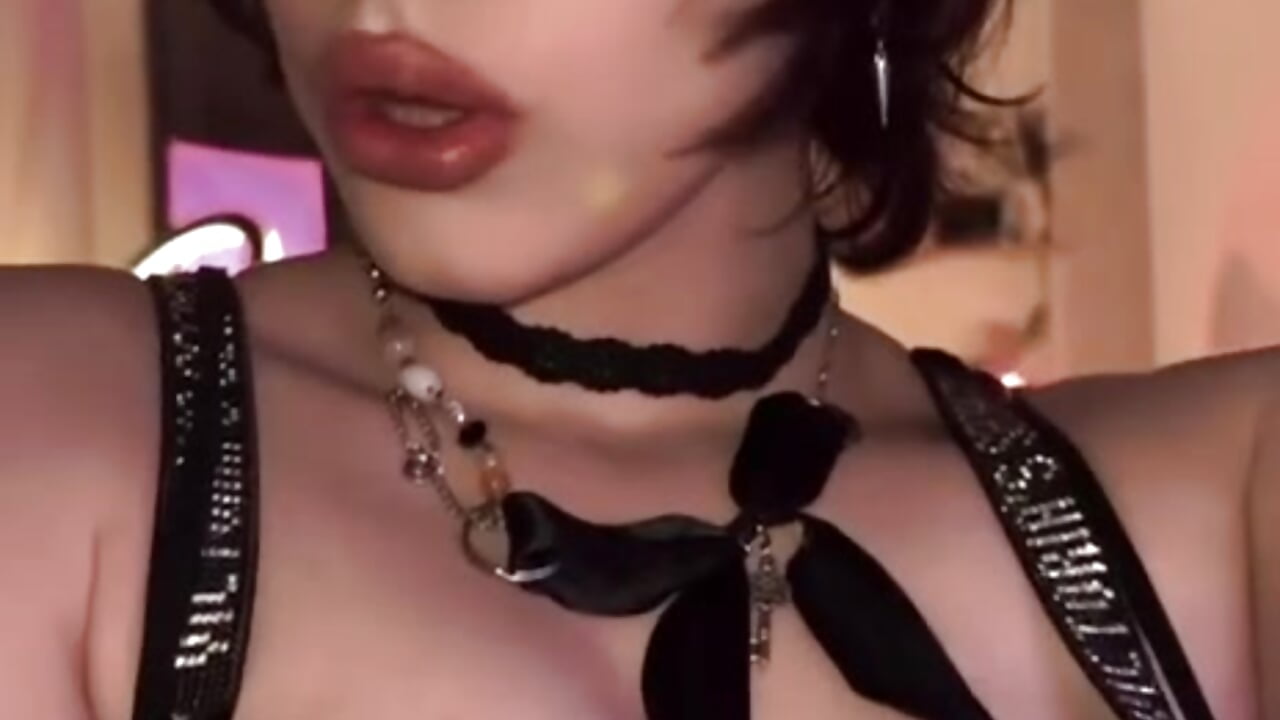 me - video by LanaLutz cam model