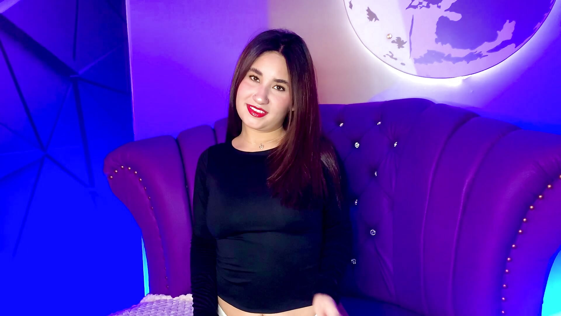 Welcome to my Room! 🌸 - vidéo du modèle de showcams JuliFiore