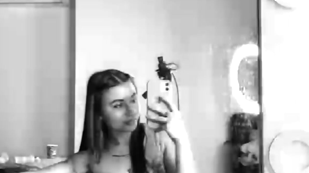 Hi guys - video by Miia_Anderson_1 cam model
