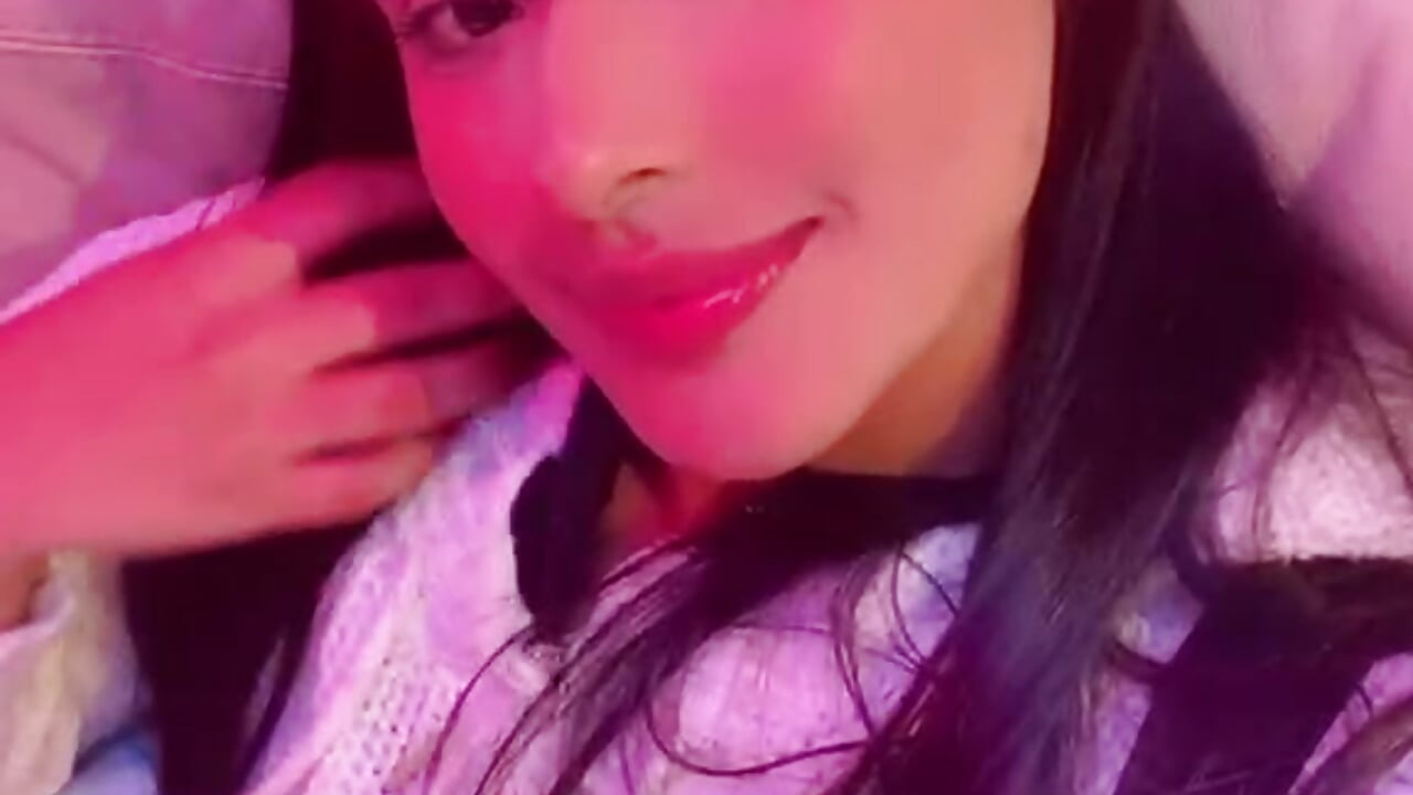 Sexy face ❤️😈 – video modela na kameri HARPERWATSON