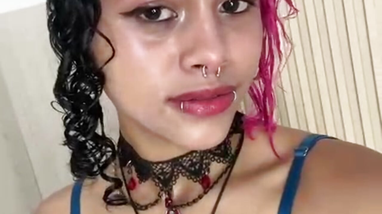 Presentation ❤ - video by selena_holt cam model