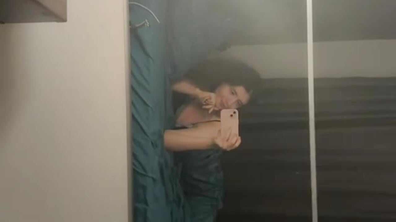 More me - clip cu AnnaCherryy model videochat