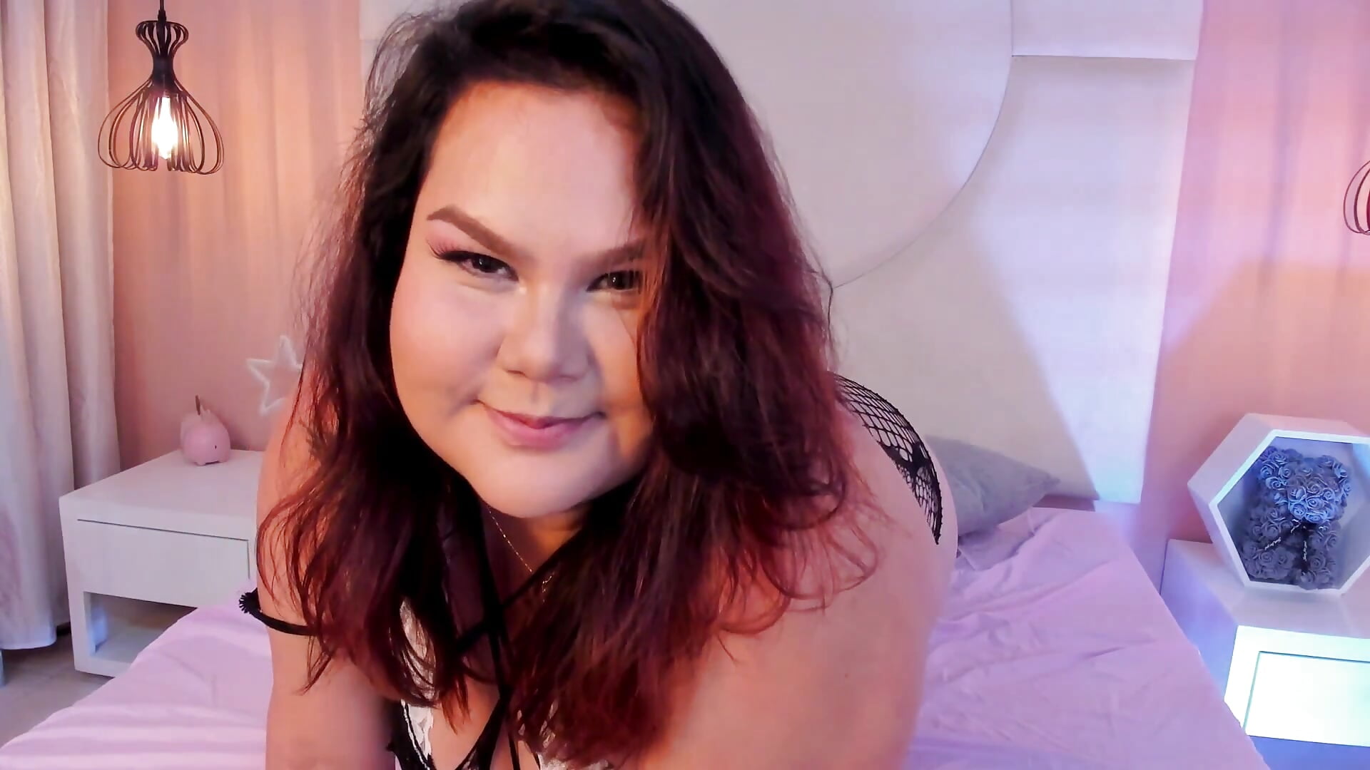 SEXY GIRL 🖤 – video modela na kameri LILYBLAIR_