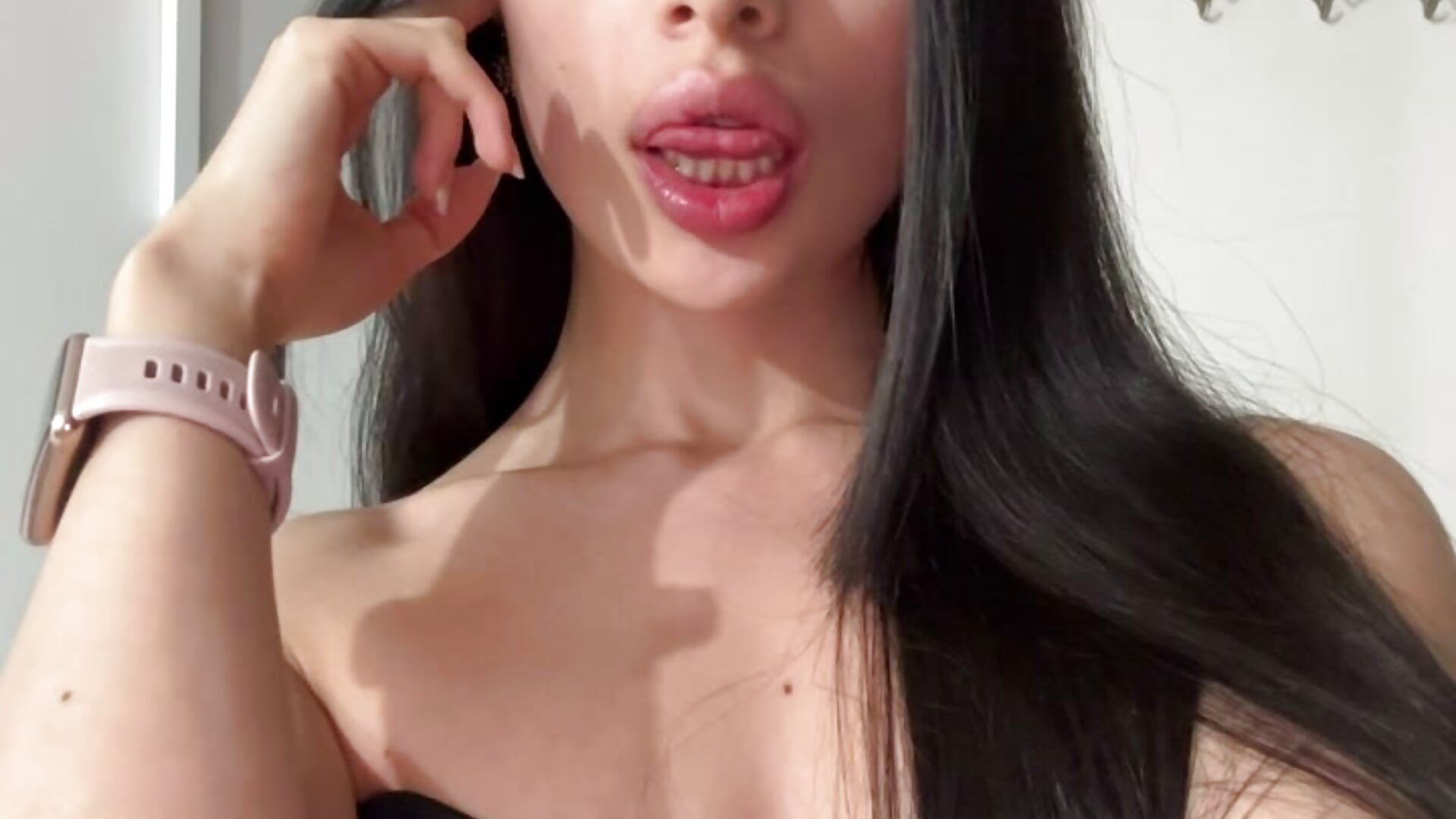 Sweet face, ur favorite ?... 😋​ - βίντεο μοντέλου cynthia__