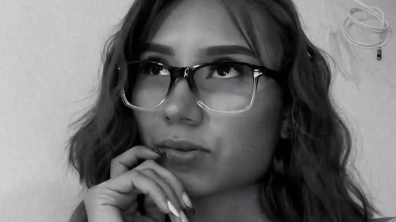 🫣 - video by ximena_vasquez9 cam model