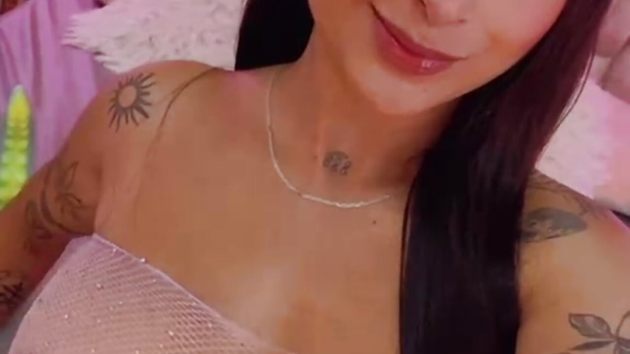 ♥️ – video modela na kameri Francesca_Skuirt