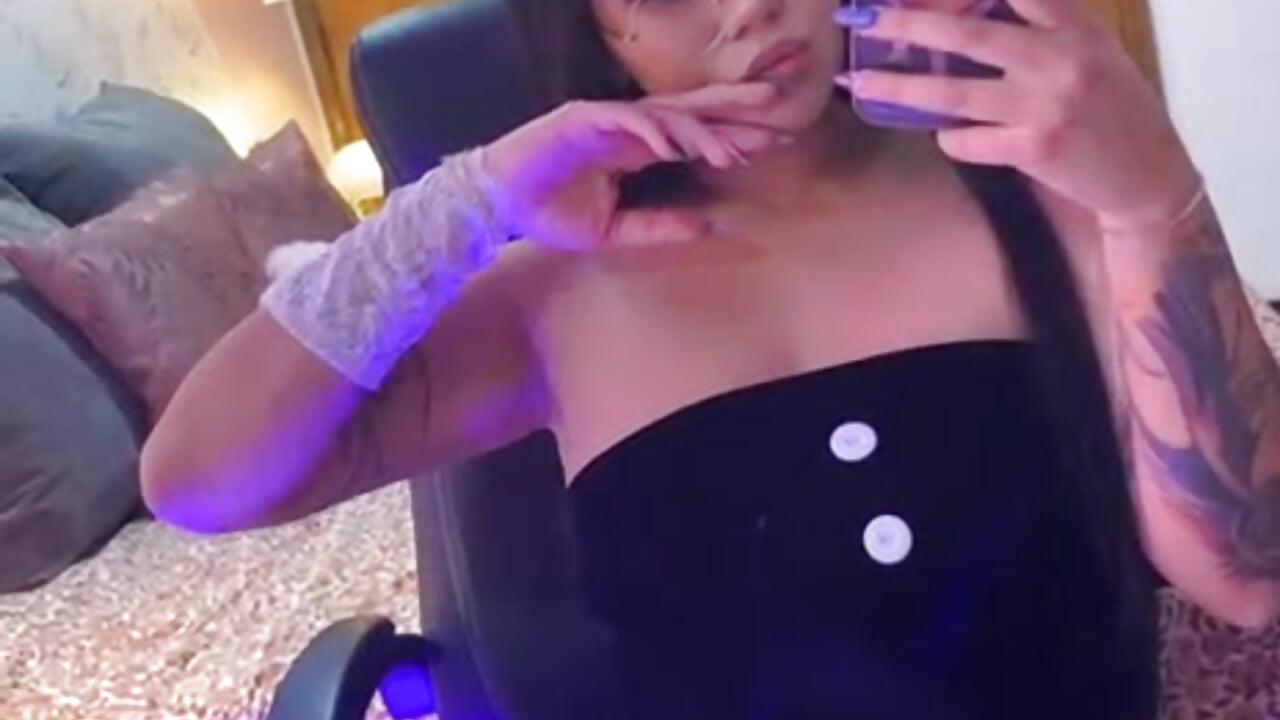 Your naughty little bunny 🐇 - video by Sahori_brm cam model