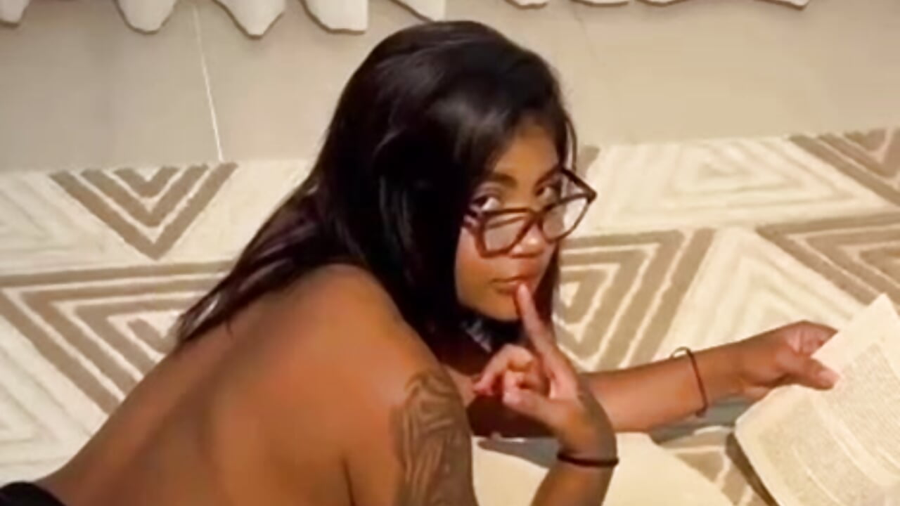 PERFECT ANGLE?🥺 - Vídeo de camilasalas_, modelo de vídeos