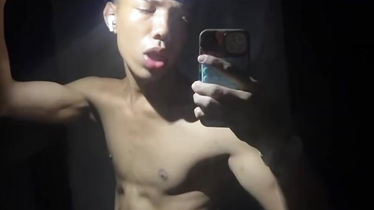 Mmm💦 - video by Mrbravo_25 cam model
