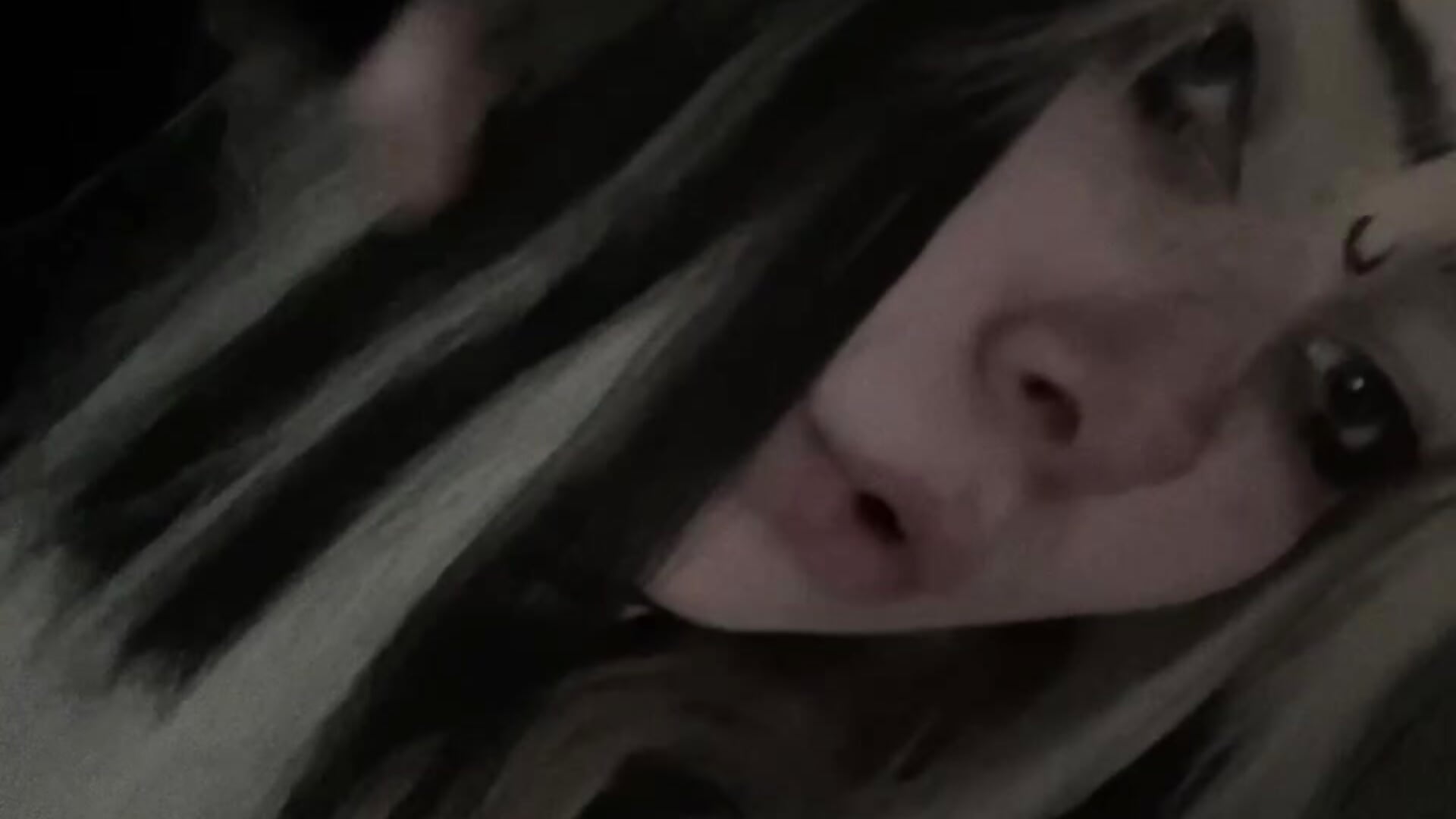 🤭 – video modela na kameri Sindy-Lou