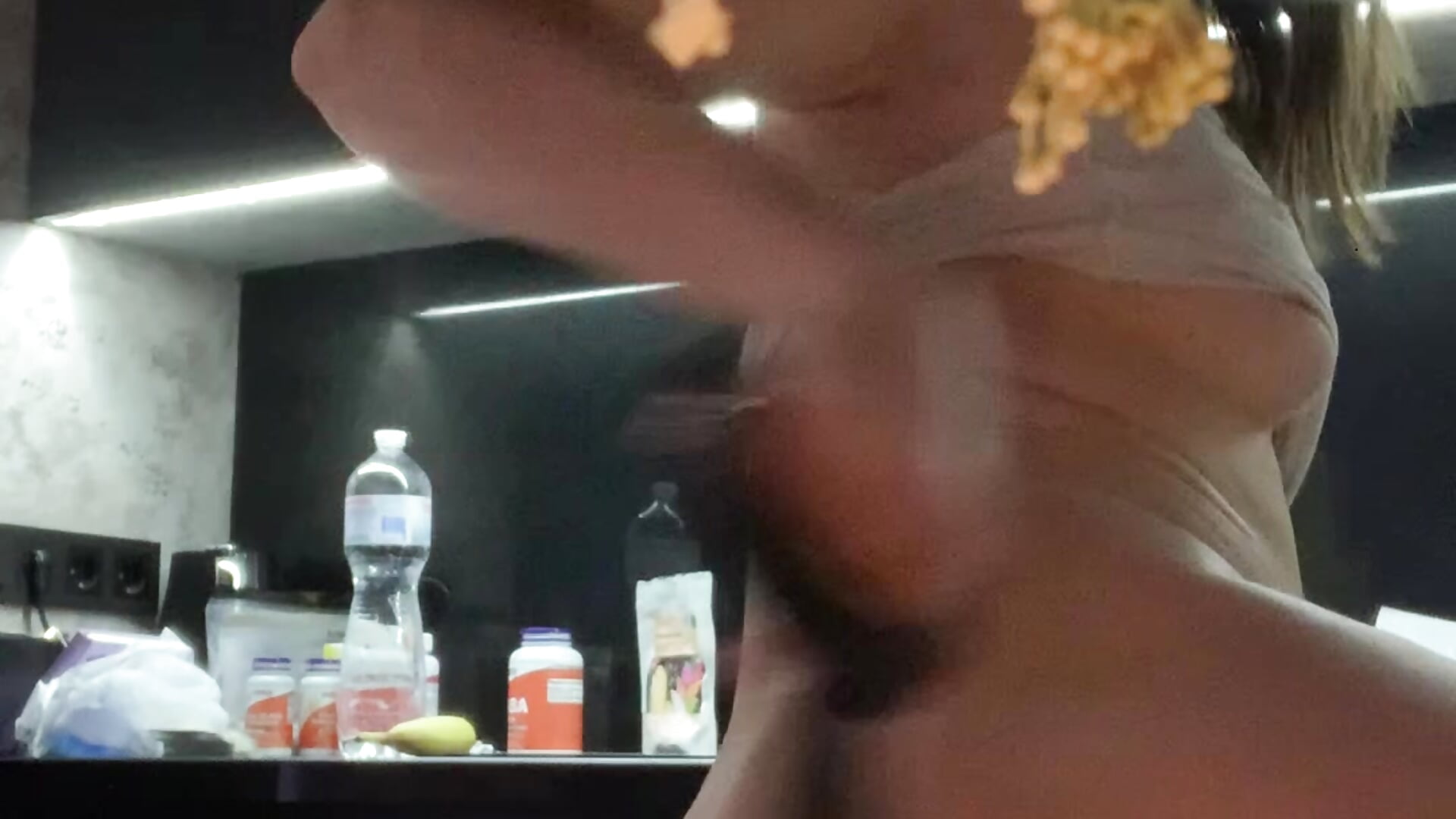 Slap ass so hard(little moment)