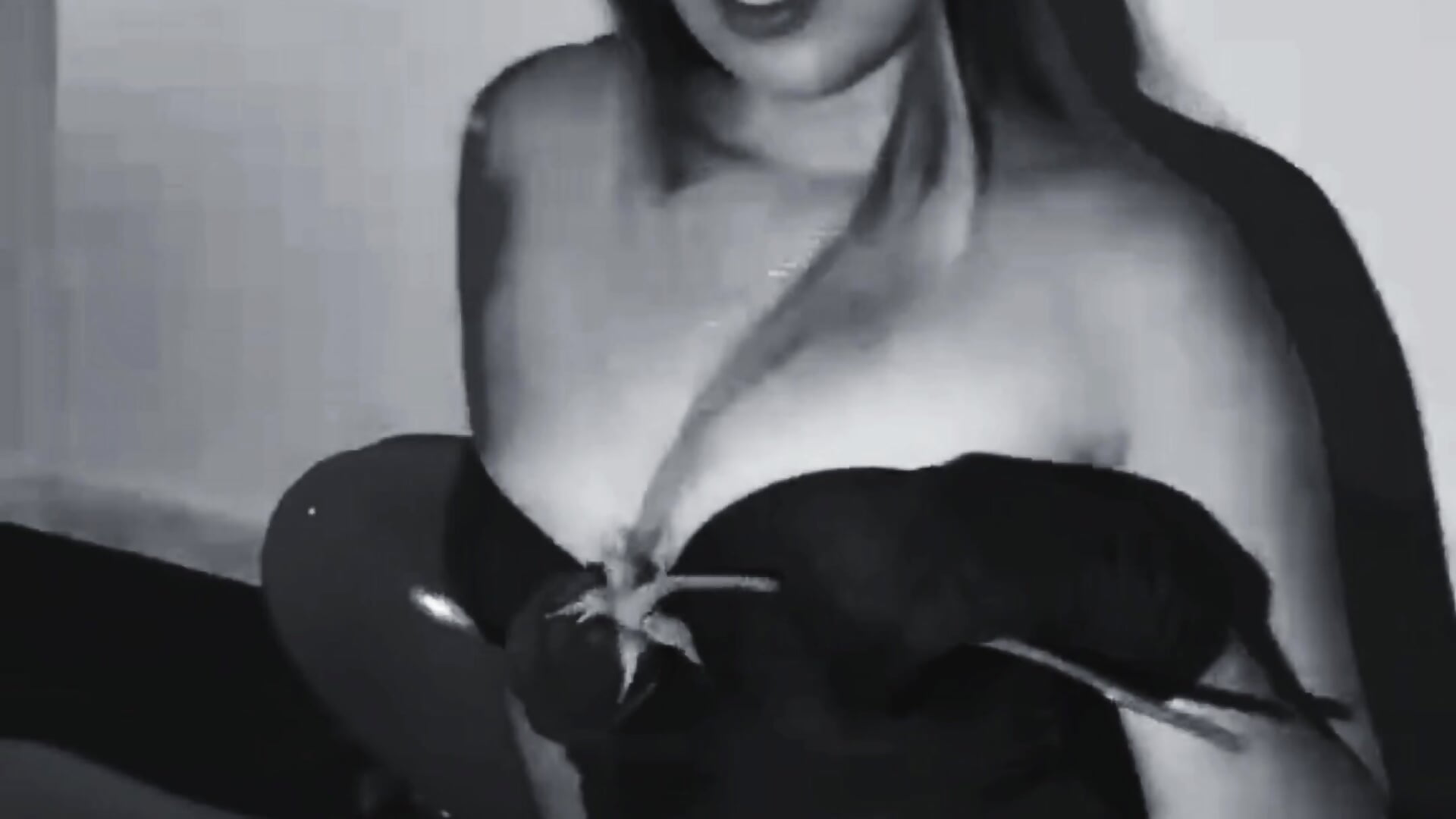 Tout À Toi 🖤 - clip cu SamanthaMorgan__ model videochat