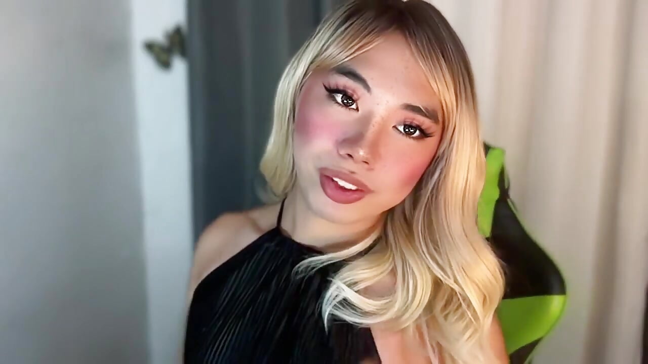 Sweet kisses for u 😘 - clip cu seductive_FerryXXX model videochat