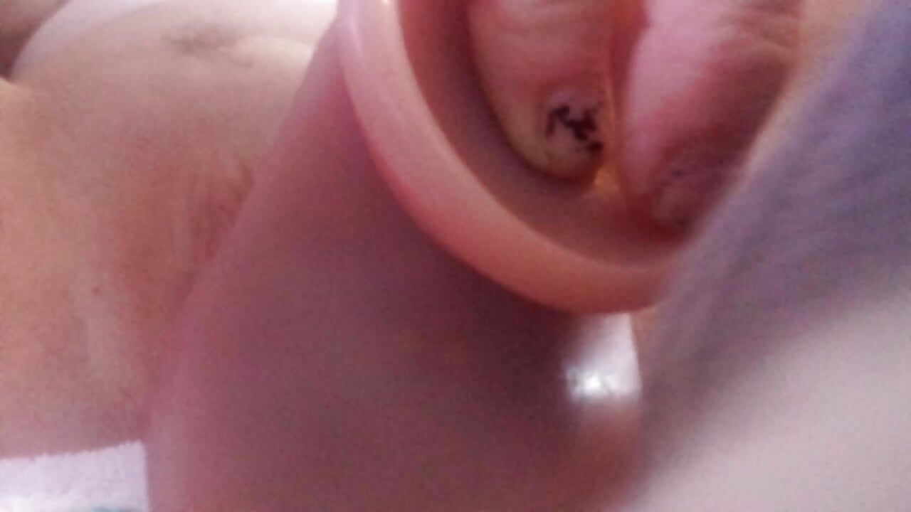 a little squirt r - Vídeo de Midnightrayne, modelo de vídeos