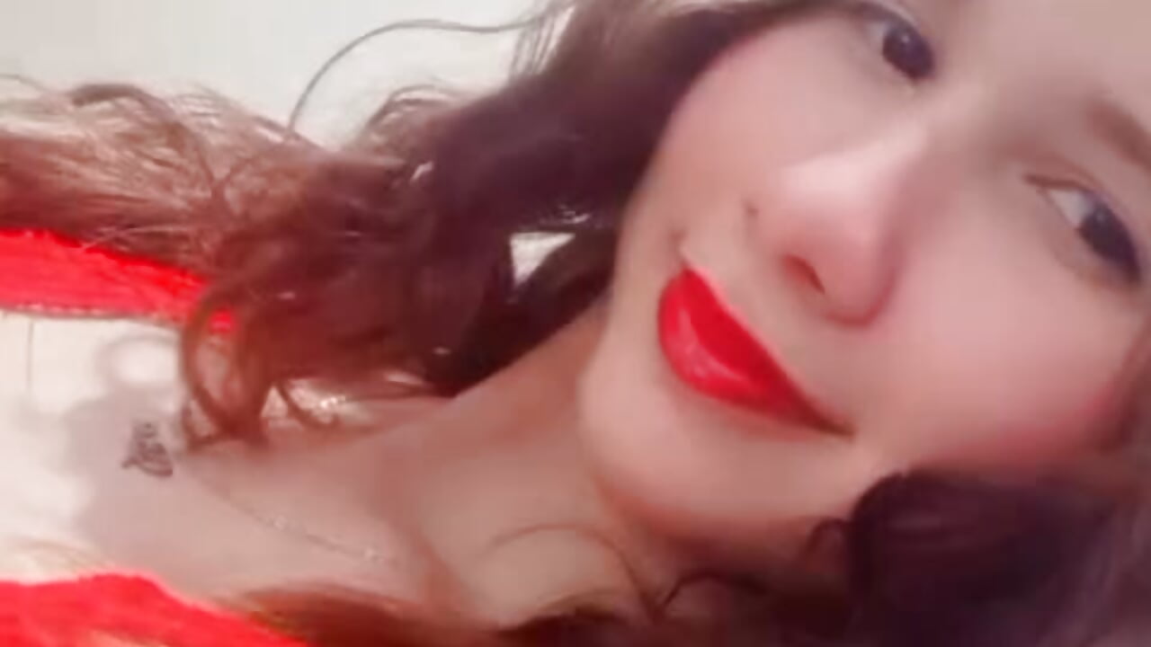 beautiful pregnant woman - video by antonela_cute_19 cam model