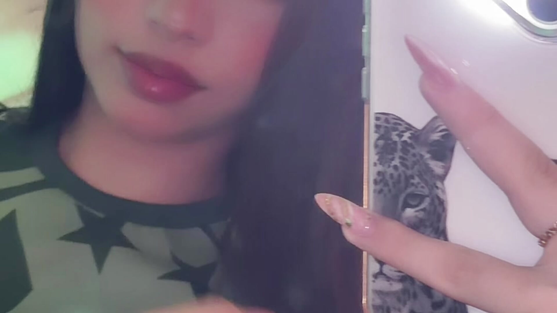 “Hello 🥰 I'm glad to see you here, how is your day?” - video by Hera_Sterling cam model