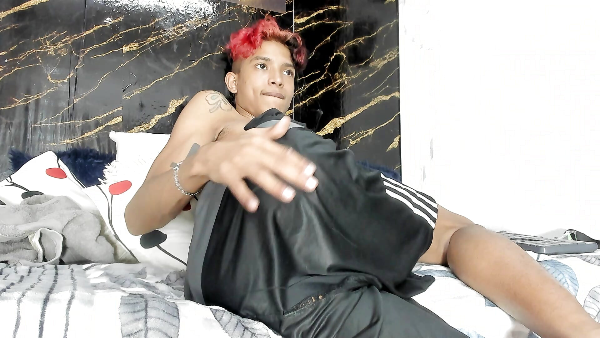 do you like :3 – video modela na kameri young_boy4luv