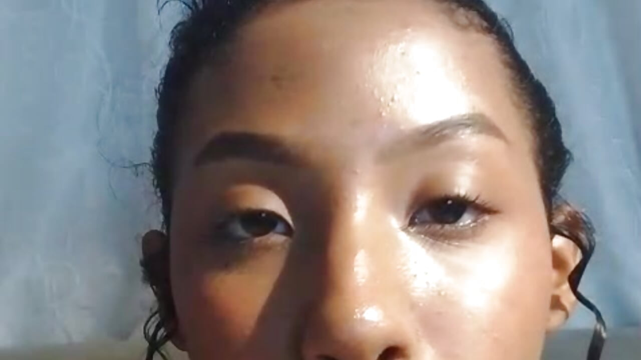 bad – video modela na kameri Doll-Star