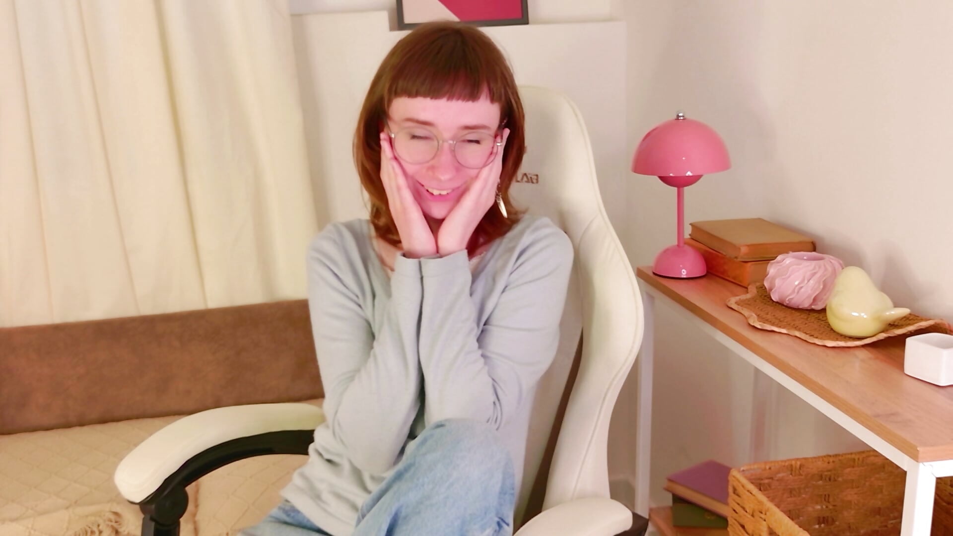 hello wrld </3 - clip cu Naomi_Evermore model videochat
