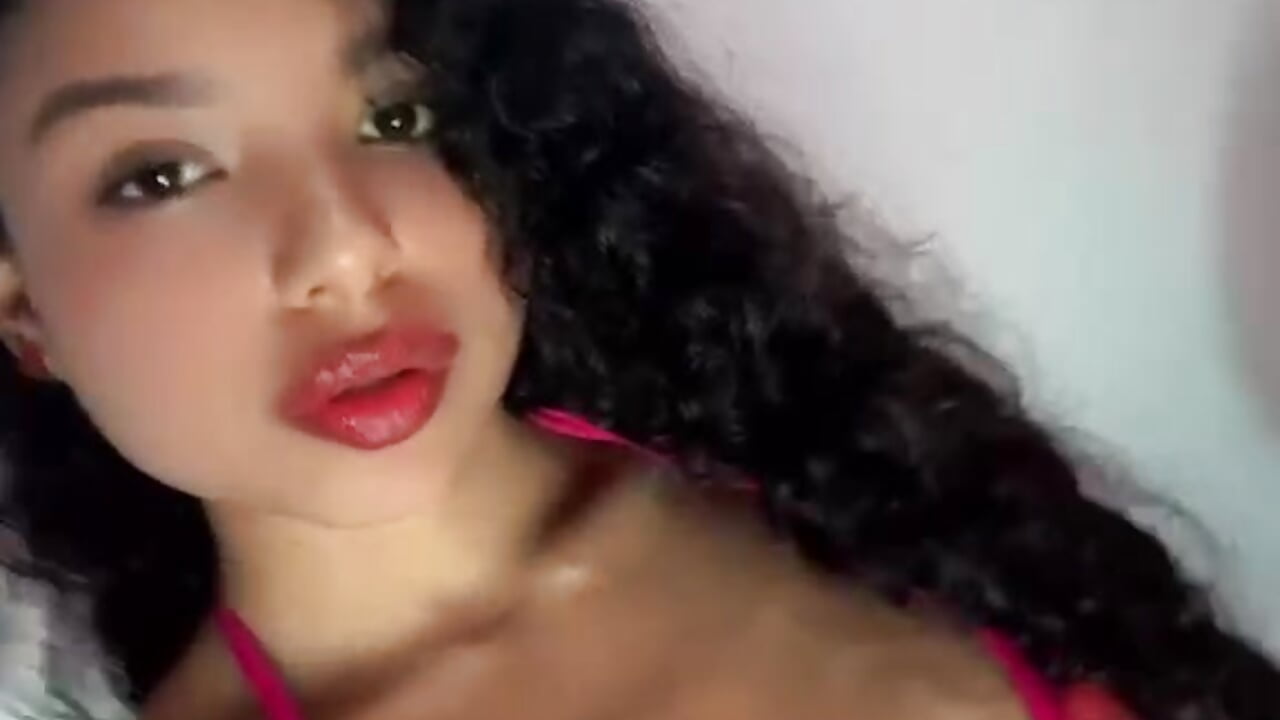 ☺😋😍 - Vídeo de NickyMonteero, modelo de vídeos