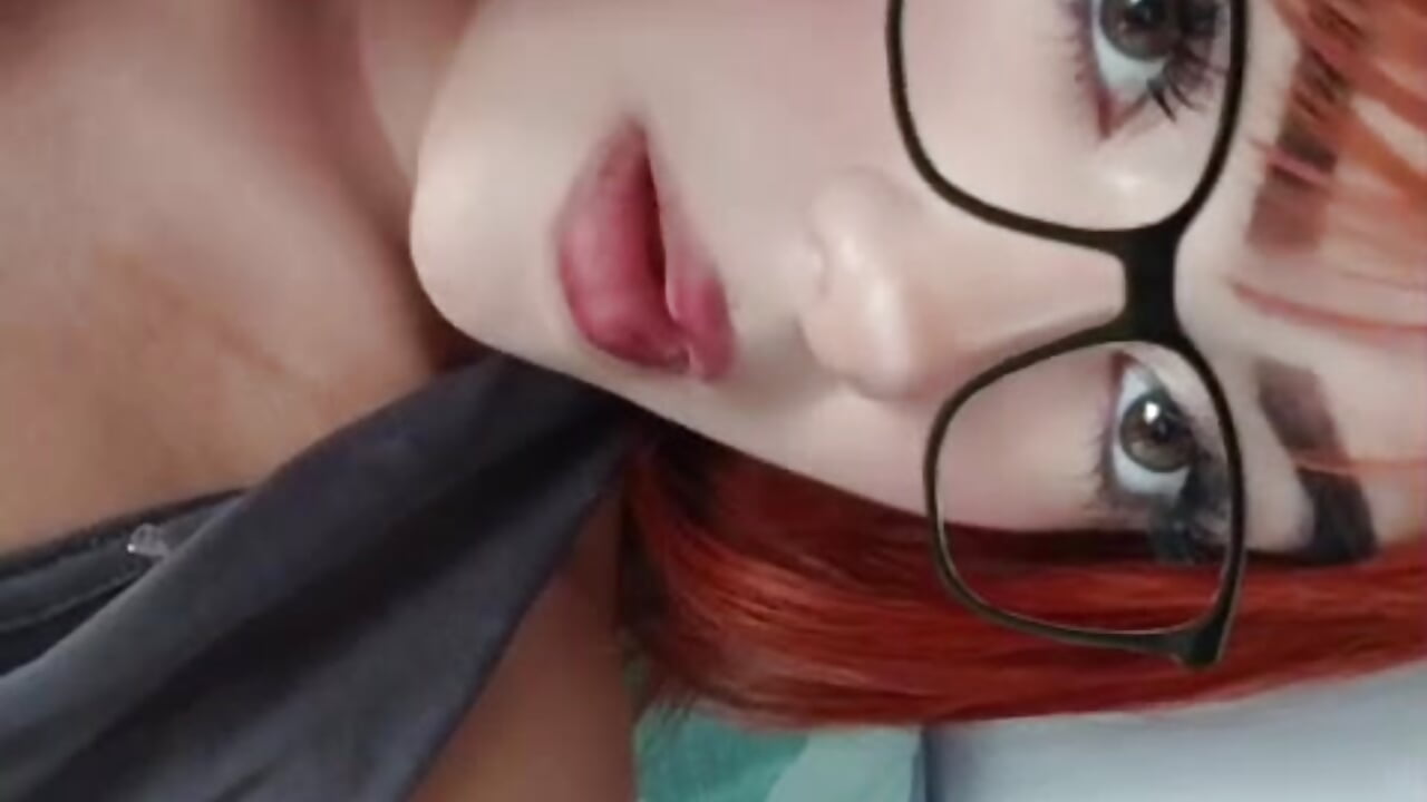 WhatsApp Video 2026-07-08 at 19,33,49 - video van Roxy_Fox_2 cam-model