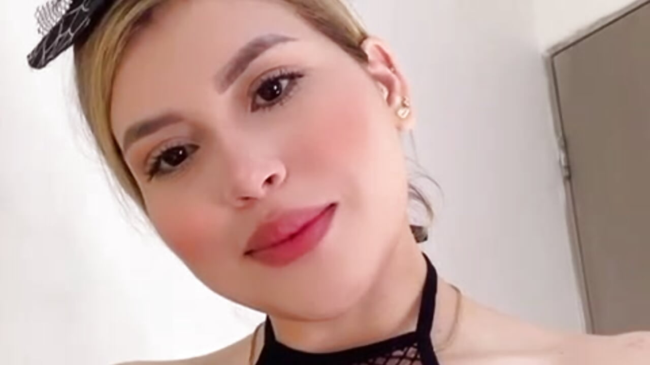 WITCH SHOW - video oleh Abby_rosset kamera model