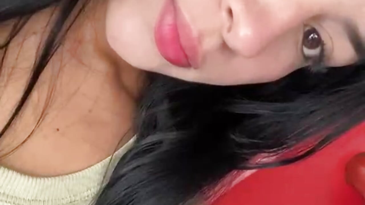 Beautiful girl – video od webkamerové modelky violeta_gomez_5