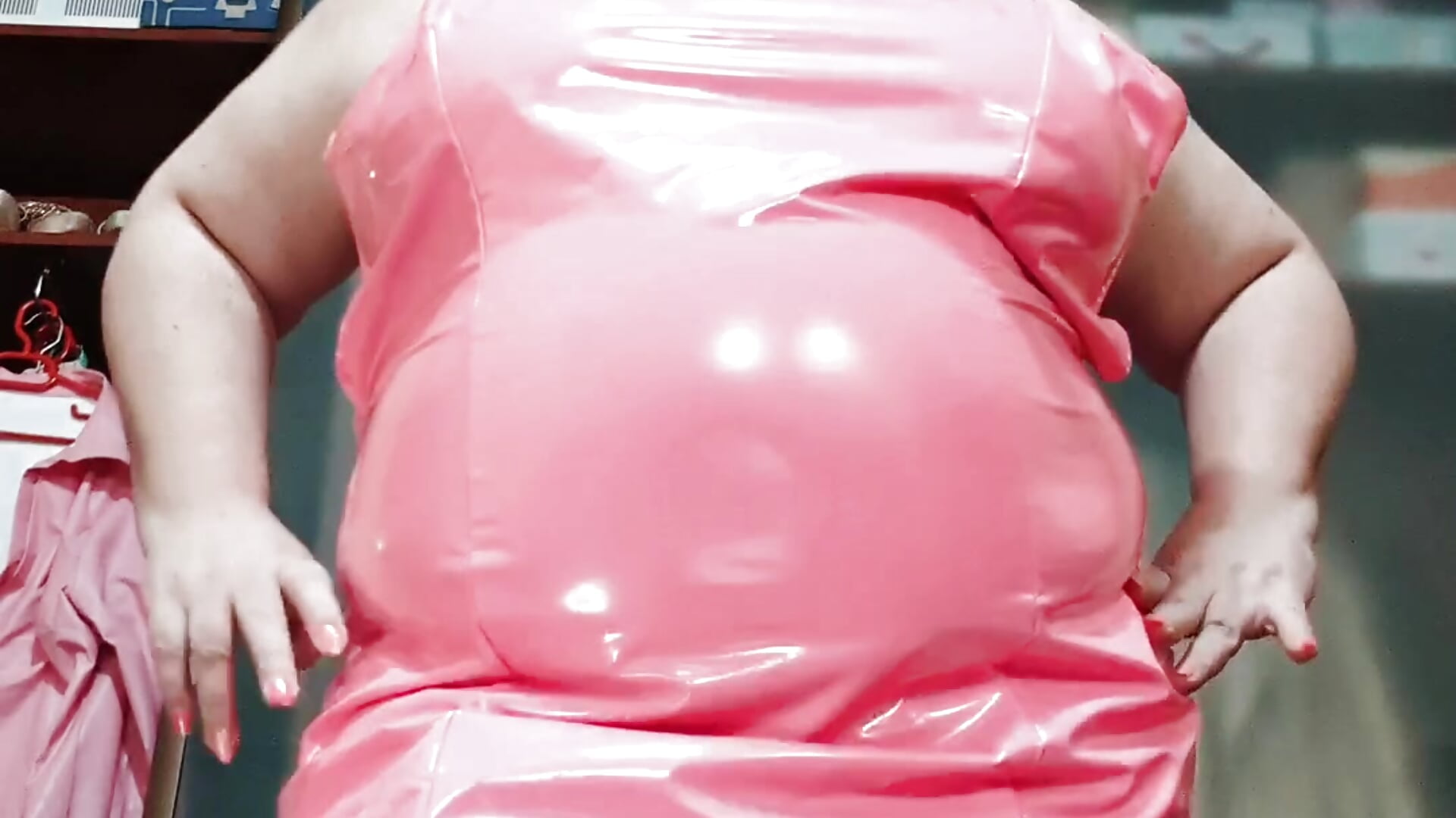 Let's start an adventure together! - video di KaryQueen modella di cam