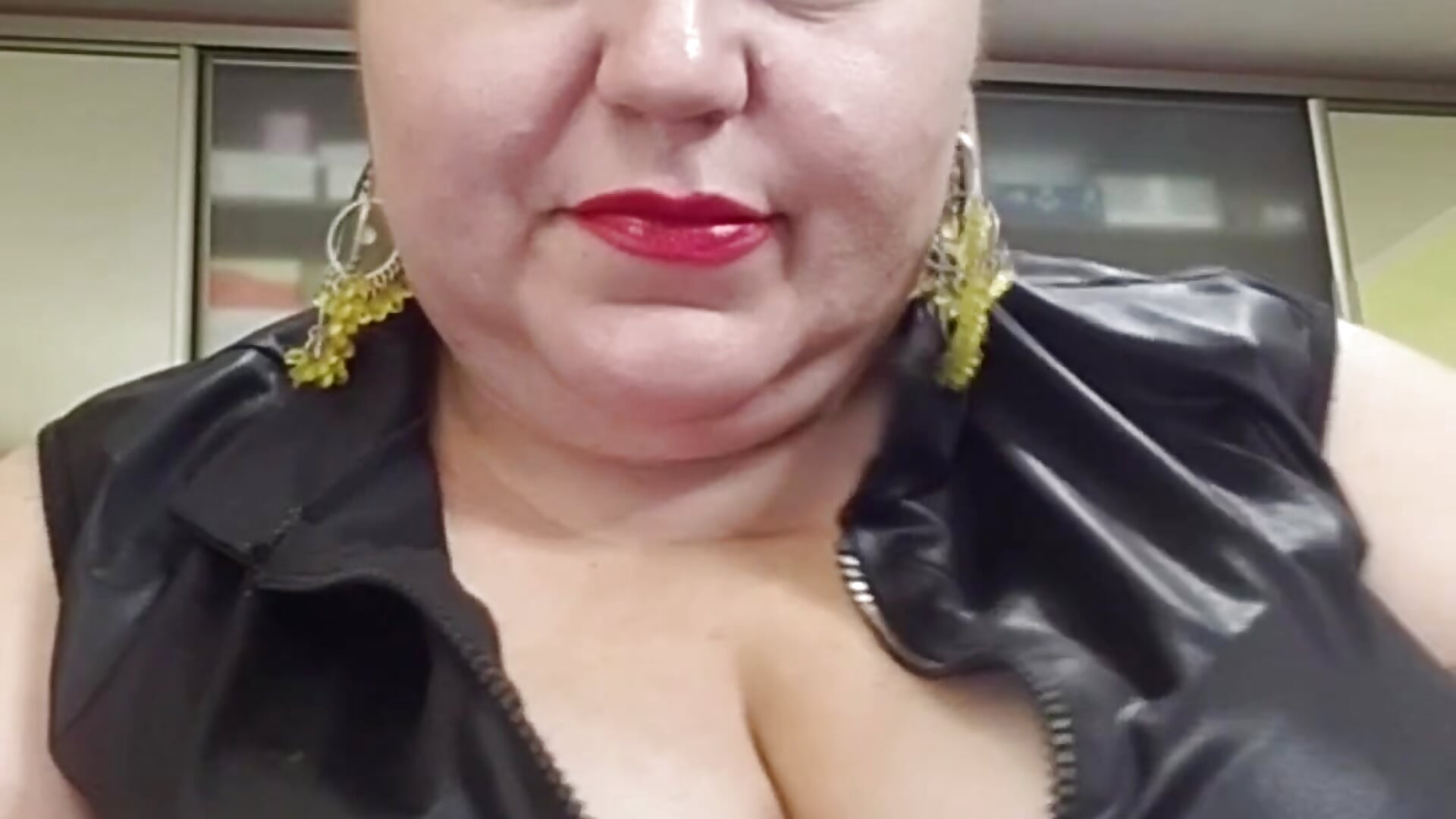 teasing - video di KaryQueen modella di cam