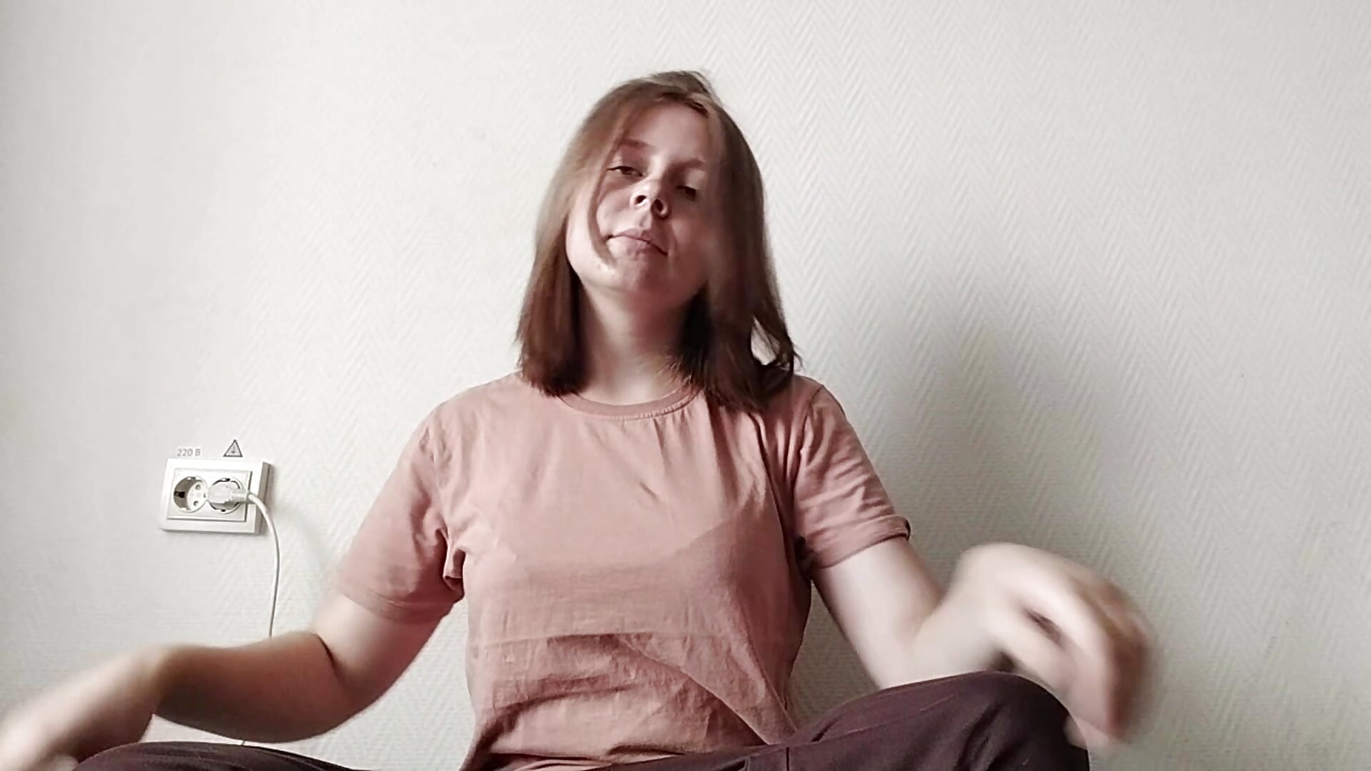 Dreamy Days – video af YadaSteiner cam-model