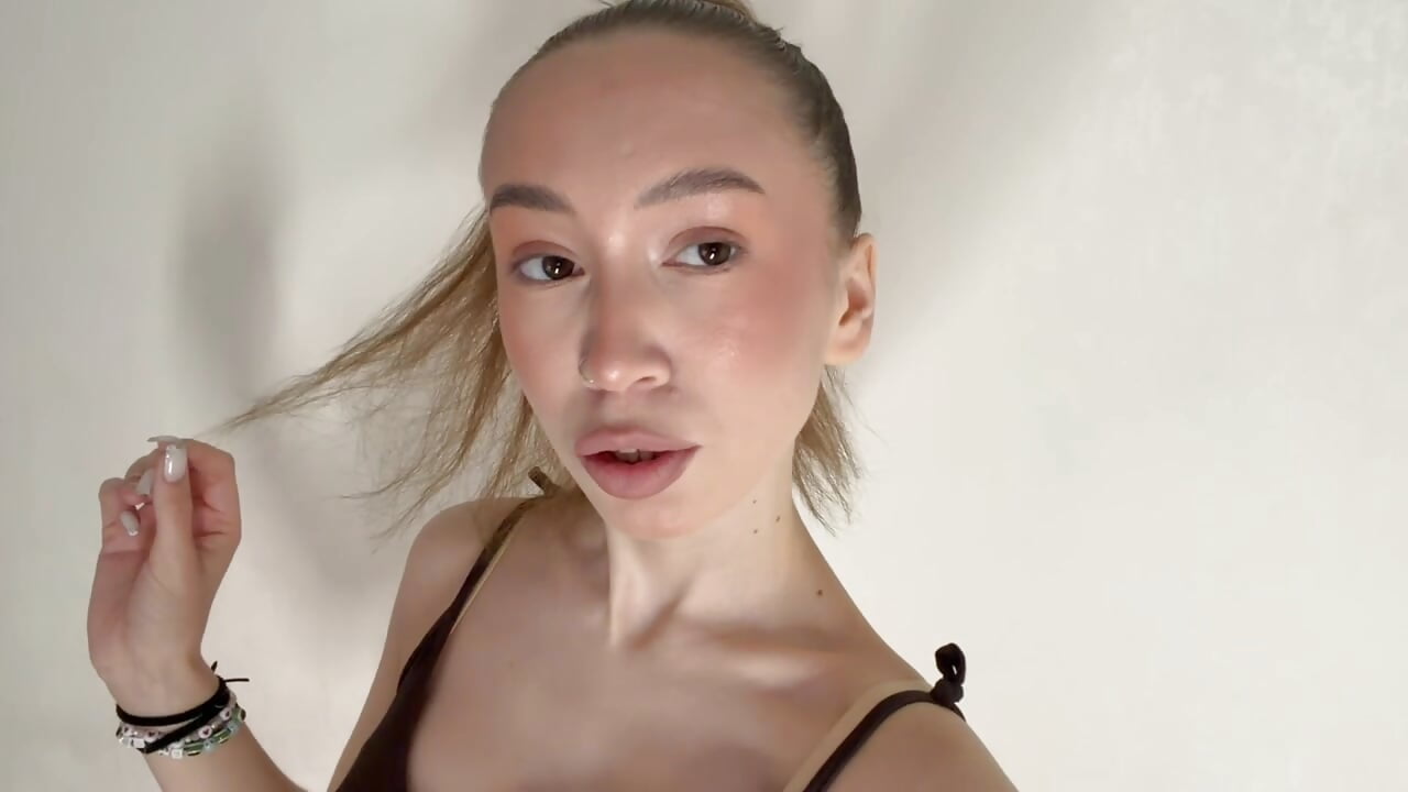 My first video - clip cu ClarettaLovett model videochat