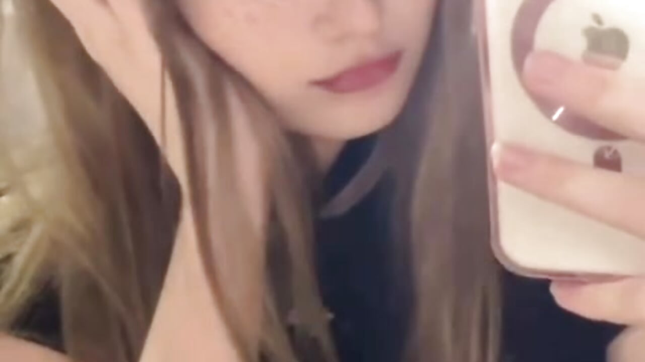 vibing - video by ItsNovelle cam model