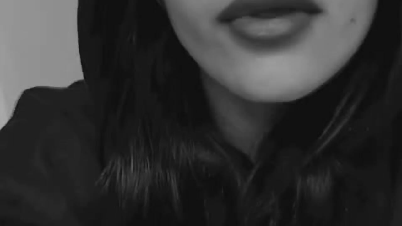 Public - video by hanna_collins_ cam model