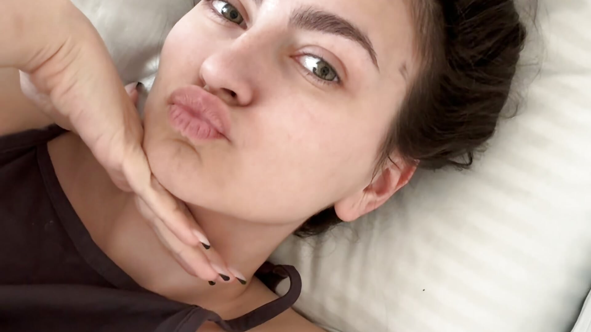 good morning!~ - video by VireliaKitty cam model