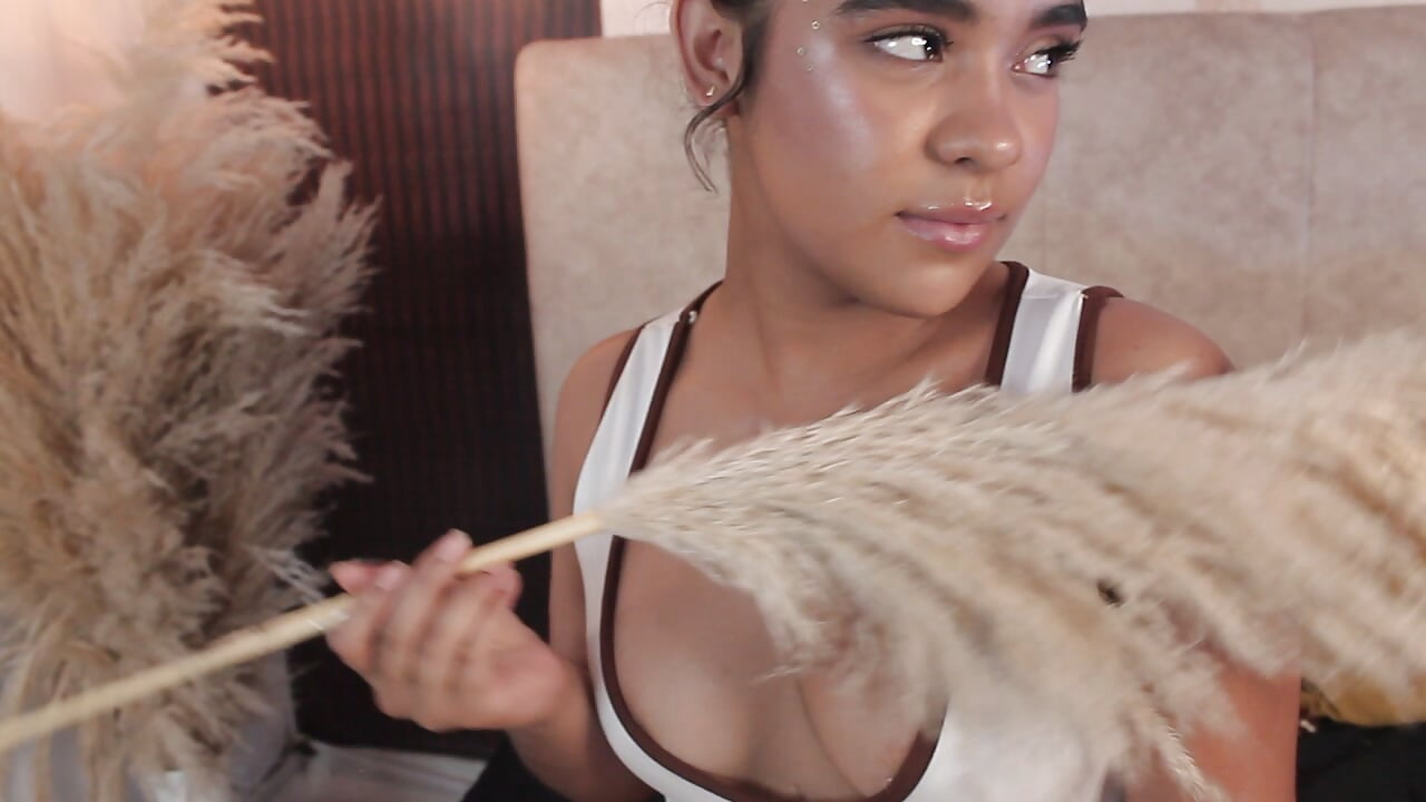 cute pamela - clip cu pamela-montes model videochat