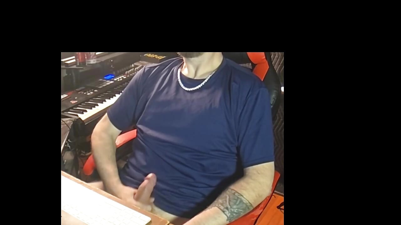 c shot_1 - video by regulardood cam model
