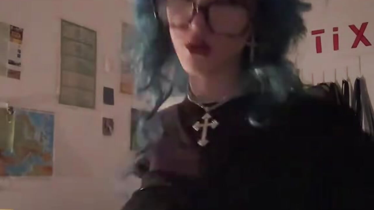 pretty girl - video by sixsevengirls cam model