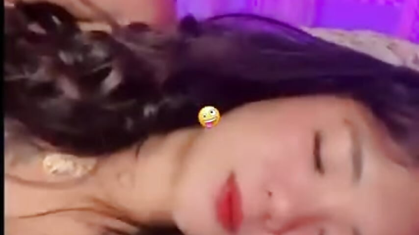 4009 - video by moons_3vil