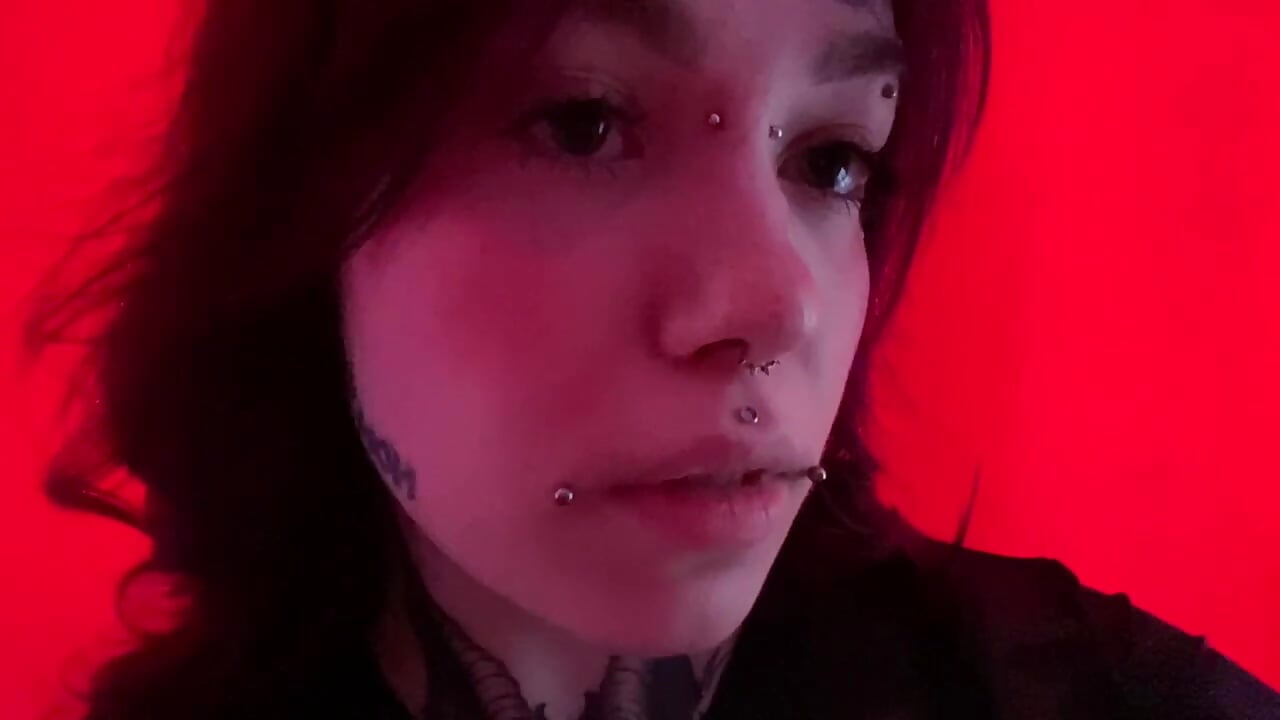 all the metal on my body (¬‿¬) - βίντεο μοντέλου kshullc