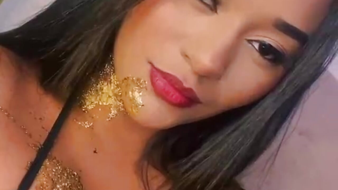 🌹 Flirt time – video modela na kameri cleo_basett
