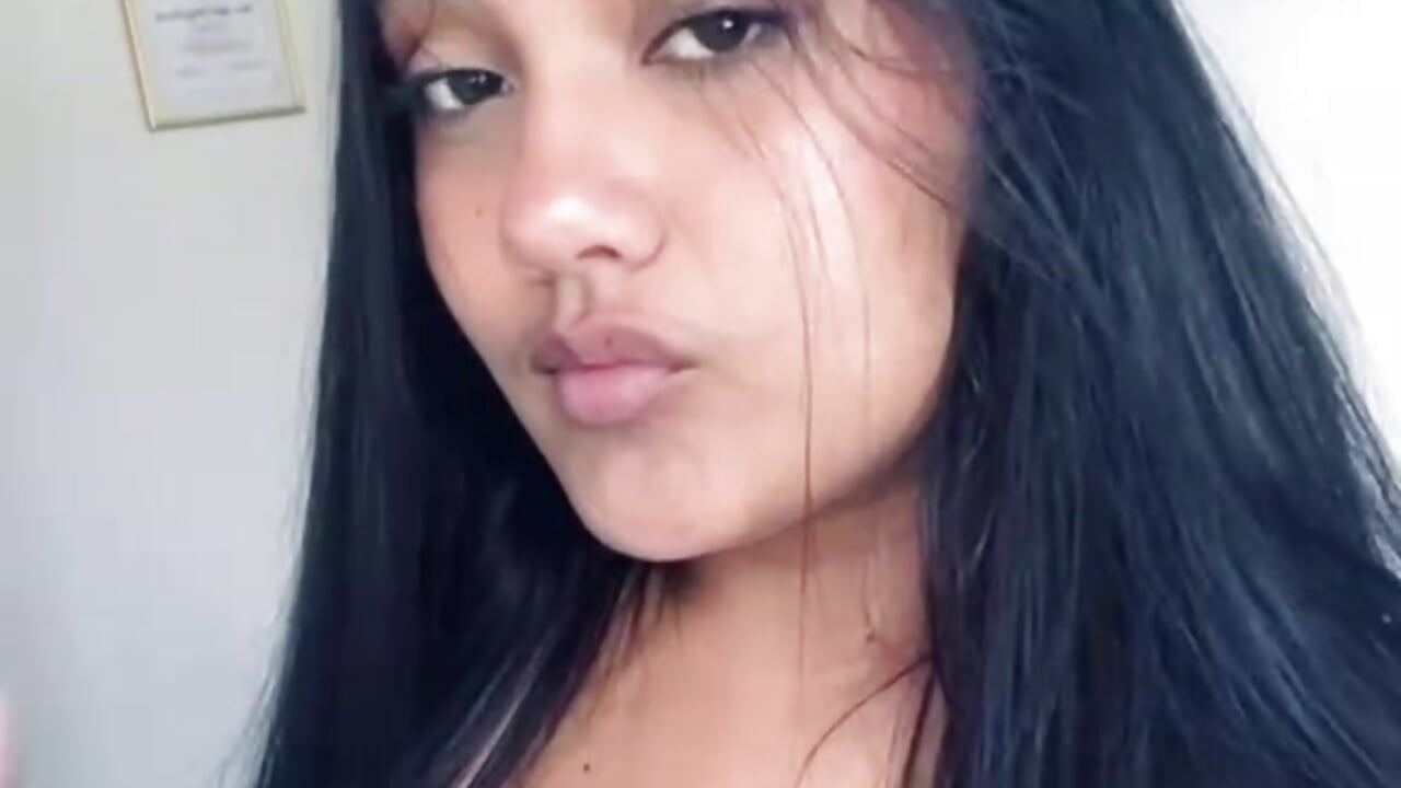 Hello darling - vídeo de la modelo de cam dulce_lorders